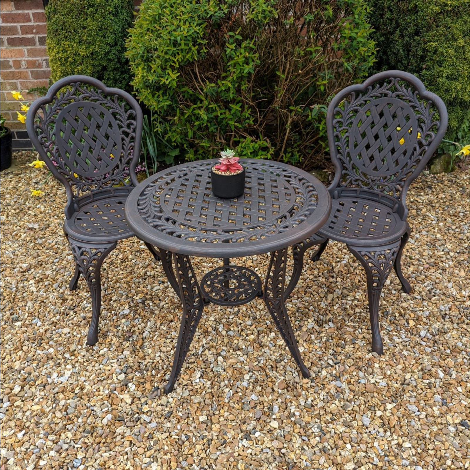 Best Garden Furniture Options for Small Gardens | Space-Saving Ideas - Loft Space Garden Furniture For Small Spaces